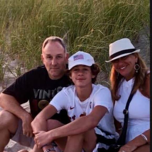 Meet your Posher, Lisa - Picture 1 of 1